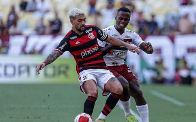 Flamengo vence Fluminense no primeiro capítulo da final do Carioca