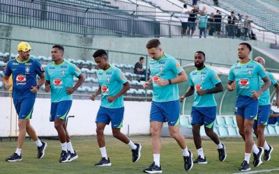 Eliminatórias: Dorival comanda primeiro treino com grupo completo