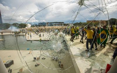 PF prende acusado de furtar réplica da Constituição no 8 de janeiro