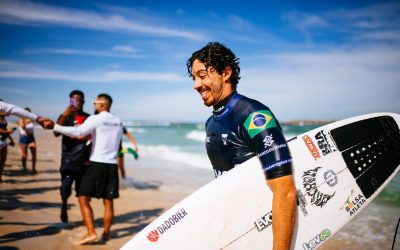 Yago Dora derrota Italo Ferreira e fatura etapa de Peniche na WSL